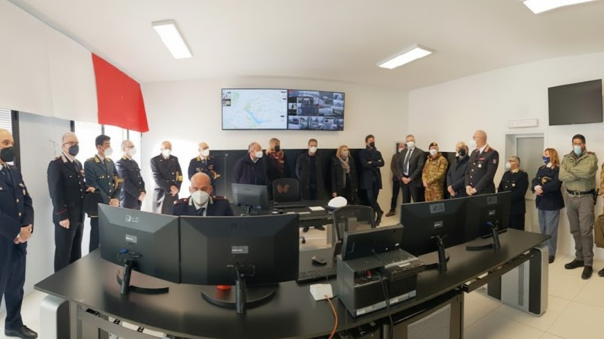 control room renewal with control consoles for police headquarters in brindisi